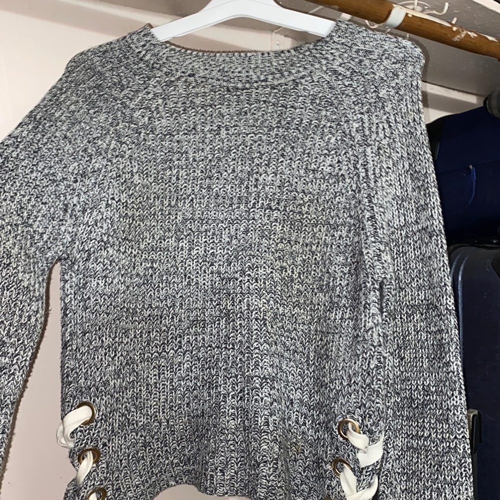 Guess cropped knit sweater